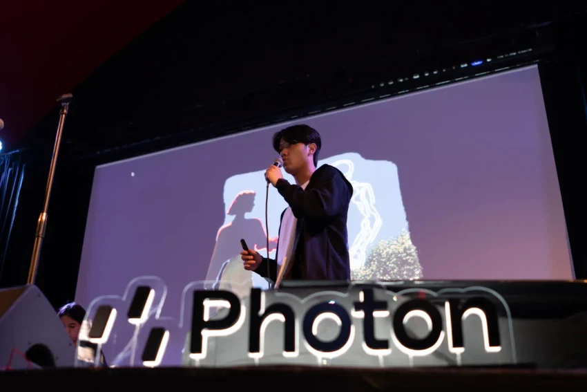 Компания Photon устроила похороны мобильным приложениям. Теперь у нее есть 4,5 миллиона долларов, чтобы помочь заменить их агентами.