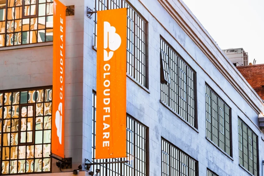 Компания Cloudflare приобретает Deno для улучшения своей модели программирования Workers.