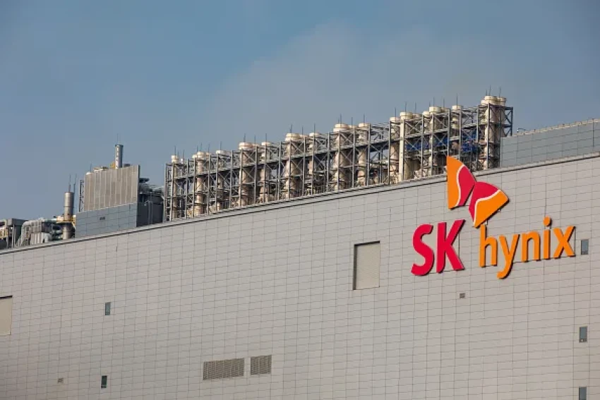 Компания SK Hynix договорилась об экспорте оборудования для производства микросхем на свой завод в Китае в обмен на строительство завода в США.
