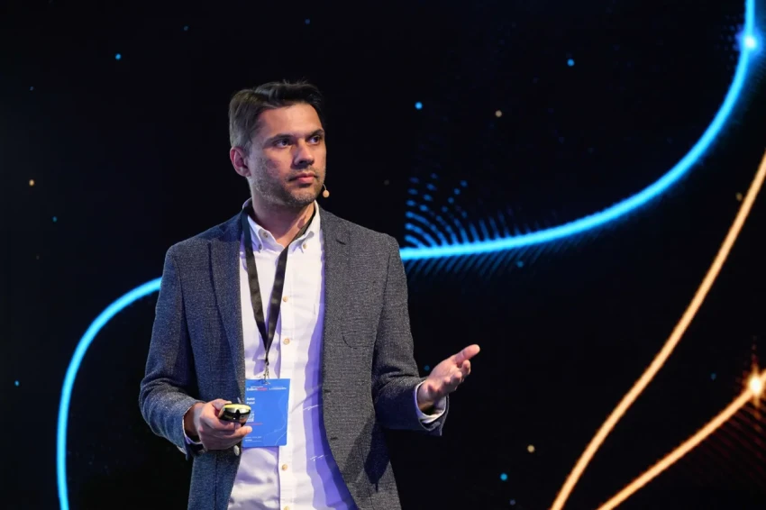 Директор Meta AI Рохит Патель покидает компанию, чтобы возглавить подразделения Microsoft Office и Google Workspace.